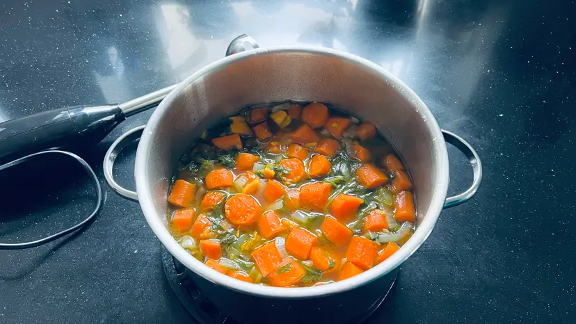 All ingredients, after simmering